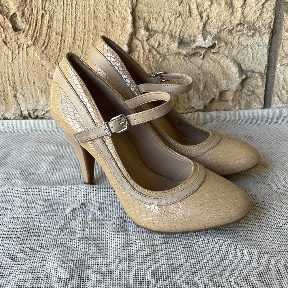 Mary Jane Nude Patent Leather Heels Size 6 1/2 M
